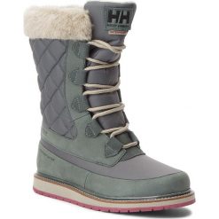 Śniegowce HELLY HANSEN - W Arosa Ht 112-91.495 Darkest Spruce/Rock/Laurel Oak/Port. Zielone kozaki damskie Helly Hansen, na zimę, ze skóry, rockowe, bez zapięcia. W wyprzedaży za 339,00 zł.