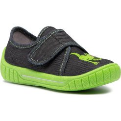 Kapcie SUPERFIT - 1-000278-0000 M Schwarz. Czarne sandały chłopięce Superfit, z tworzywa sztucznego, bez zapięcia. Za 269,00 zł.