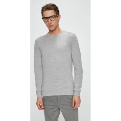 Casual Friday - Sweter. Szare swetry klasyczne męskie Casual Friday, l, z dzianiny, z okrągłym kołnierzem. W wyprzedaży za 139,90 zł.