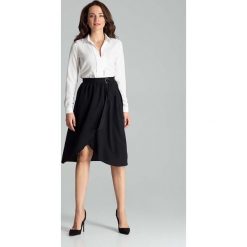Czarna Marszczona Spódnica z Kopertowym Przodem. Czarne spódniczki damskie Molly.pl, s, w paski, klasyczne, midi, asymetryczne. Za 147,90 zł.