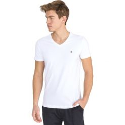 Tommy Hilfiger Koszulka Biały. Białe podkoszulki męskie s, z elastanu. Za 187,95 zł.