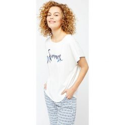 Etam - T-shirt piżamowy Desty. Białe piżamy damskie Etam, xl, z nadrukiem, z bawełny, z krótkim rękawem. W wyprzedaży za 59,90 zł.