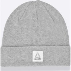 Reebok - Czapka. Szare czapki męskie Reebok, na zimę, bez wzorów, z bawełny. W wyprzedaży za 59,90 zł.