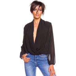 Bluzka "Kelly" w kolorze czarnym. Czarne bluzki damskie Glamour Paris, s, bez wzorów, bez kołnierzyka, bez rękawów. W wyprzedaży za 109,95 zł.