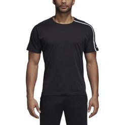 MĘSKA KOSZULKA ADIDAS Z.N.E (XL). Koszulki męskie Adidas, xl, bez wzorów, z bawełny, bez kołnierzyka, bez rękawów. W wyprzedaży za 99,99 zł.