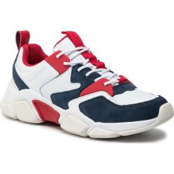 Sneakersy TOMMY HILFIGER - Chunky Material Mix Sneaker FM0FM02384 Rwb 020. Białe sneakersy męskie TOMMY HILFIGER, bez zapięcia. Za 579,00 zł.