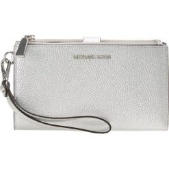 MICHAEL Michael Kors Portfel silver. Szare portfele damskie marki MICHAEL Michael Kors. Za 529,00 zł.