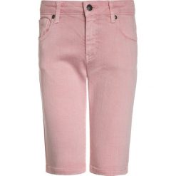 Cars Jeans KIDS KACEY Szorty jeansowe soft pink. Czerwone jeansy dziewczęce marki Cars Jeans, z elastanu. Za 129,00 zł.