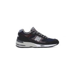 Buty New Balance M991GNN. Szare trampki męskie New Balance, bez wzorów, bez zapięcia. Za 768,68 zł.