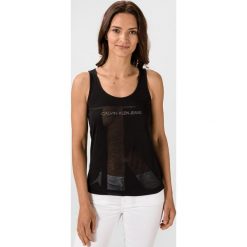 Calvin Klein Monogram Podkoszulek Czarny. Czarne podkoszulki damskie Calvin Klein, s, z nadrukiem, z bawełny, bez kołnierzyka. Za 204,95 zł.