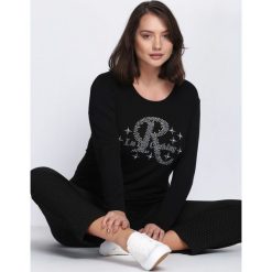 Czarna Bluzka Part Of World. Czarne bluzki damskie z długim rękawem marki Born2be, xl, z aplikacjami, z okrągłym kołnierzem. Za 34,99 zł.