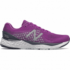 New Balance 880v10 - W880P10. Buty sportowe damskie New Balance, bez wzorów, z gumy, tenisowe. W wyprzedaży za 349,99 zł.