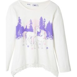 Shirt z długim rękawem i koronką bonprix biel wełny. Białe bluzki dziewczęce bonprix, z nadrukiem, z wełny, z okrągłym kołnierzem, z długim rękawem, długie, bez kaptura. Za 29,99 zł.