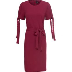 Sukienka bonprix magenta. Fioletowe sukienki damskie bonprix, na co dzień, w paski, bez kołnierzyka, z krótkim rękawem, krótkie, mini, proste. Za 89,99 zł.