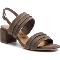 Sandały TAMARIS - 1-28386-22 Olive Suede 777. Zielone klapki damskie Tamaris, bez wzorów, ze skóry, bez obcasa, na obcasie. W wyprzedaży za 139,00 zł.