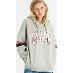 Bluza z kapturem - Jasny szar. Białe bluzy z kapturem damskie marki Sinsay, l, z napisami. Za 59,99 zł.