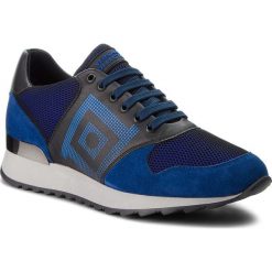 Sneakersy VERSACE COLLECTION - V900728 VM00427 VA28C Blue Navy/Nero/Blu/Nero. Niebieskie sneakersy męskie marki Versace Collection, bez zapięcia. W wyprzedaży za 959,00 zł.