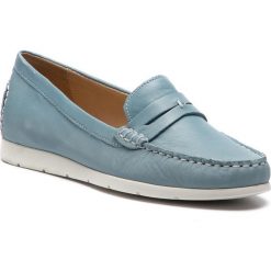 Mokasyny CAPRICE - 9-24251-22 Lt Blue Wax.Na 853. Niebieskie mokasyny damskie marki Caprice, ze skóry, na płaskiej podeszwie. Za 239,90 zł.