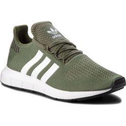 Buty adidas - Swift Run W AQ0866 Basgrn/Ftwwht/Cblack. Zielone buty sportowe damskie Adidas, z materiału. W wyprzedaży za 269,00 zł.
