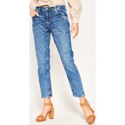 Jeansy Regular Fit Pepe Jeans PL201742. Niebieskie jeansy damskie Pepe Jeans, bez wzorów, z elastanu. Za 399,00 zł.