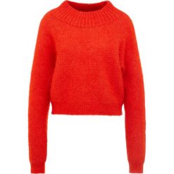 Tiger of Sweden GERA Sweter flame red. Czerwone swetry klasyczne damskie marki Tiger of Sweden, m, z elastanu. Za 749,00 zł.