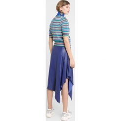 Baum und Pferdgarten CAMELLIA Tshirt z nadrukiem multi coloured. Szare t-shirty damskie marki Baum und Pferdgarten, xl, z nadrukiem, z materiału. Za 839,00 zł.