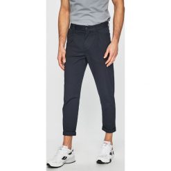 Produkt by Jack & Jones - Spodnie. Czarne spodnie męskie PRODUKT by Jack & Jones, bez wzorów, z elastanu. W wyprzedaży za 79,90 zł.