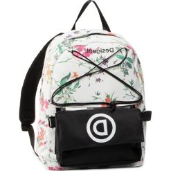 Plecak DESIGUAL - 20SQXP02 1000. Białe torby męskie skórzane Desigual, bez wzorów, ze skóry ekologicznej, sportowe. Za 249,00 zł.