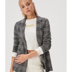 Marynarka z kieszeniami - Czarny. Czarne marynarki damskie Sinsay, s, bez wzorów. Za 49,99 zł.