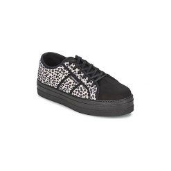 Buty Victoria 9228. Szare trampki i tenisówki damskie Victoria, bez wzorów, bez zapięcia. Za 199,20 zł.