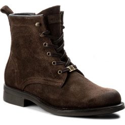 Botki TOMMY HILFIGER - Bologna 4B FW0FW01555 Coffee Bean 212. Czarne botki damskie skórzane marki TOMMY HILFIGER, z okrągłym noskiem, na obcasie. W wyprzedaży za 379,00 zł.
