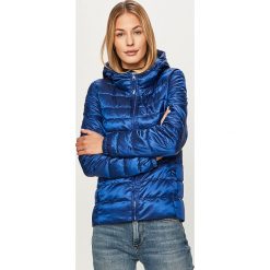 Only - Kurtka. Niebieskie kurtki damskie ONLY, s, bez wzorów, z poliesteru, krótkie, z kapturem. Za 219,90 zł.
