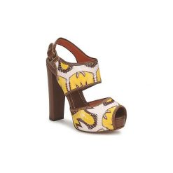 Sandały Missoni TM81. Pomarańczowe sandały damskie Missoni, bez wzorów, bez obcasa, bez zapięcia. W wyprzedaży za 1991,20 zł.