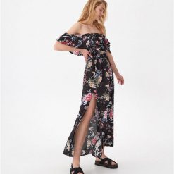 Sukienka off shoulder - Wielobarwny. Szare sukienki damskie House, s, bez wzorów, bez kołnierzyka, bez rękawów. Za 99,99 zł.