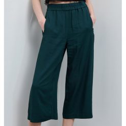 Kuloty z ECOVERO™ - Khaki. Brązowe kuloty damskie Reserved, bez wzorów. W wyprzedaży za 39,99 zł.