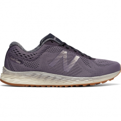 New Balance WARISLS1. Pomarańczowe buty sportowe damskie New Balance, bez wzorów, z gumy, do biegania. W wyprzedaży za 199,99 zł.