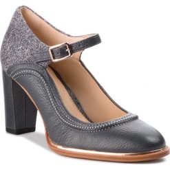 Półbuty CLARKS - Ellis Mae 261351454 Dark Grey Combi. Szare półbuty damskie skórzane Clarks, na obcasie. W wyprzedaży za 349,00 zł.