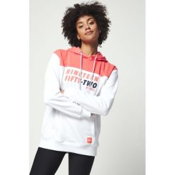 O'Neill Indra Bluza Różowy Biały. Różowe bluzy damskie l, z nadrukiem, z bawełny. Za 257,95 zł.
