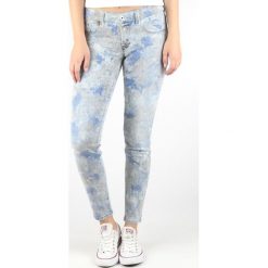 Diesel Livier-Ankle Dżinsy Niebieski. Niebieskie jeansy damskie Diesel. Za 266,95 zł.