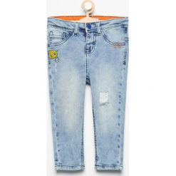 Spodnie jeansowe carrot - Niebieski. Niebieskie jeansy chłopięce marki Reserved. W wyprzedaży za 29,99 zł.