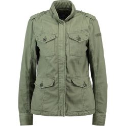 Kurtki damskie: Abercrombie & Fitch Kurtka wiosenna olive green