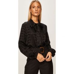 Love Moschino - Koszula. Czarne bluzki damskie Love Moschino, na co dzień, bez wzorów, z wiskozy, eleganckie, bez kołnierzyka, z długim rękawem. Za 1349,00 zł.