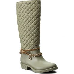 Kalosze GUESS - Ralan FLRAL3 RUB11 LBEIG. Szare kalosze damskie Guess, z aplikacjami, z materiału. W wyprzedaży za 319,00 zł.