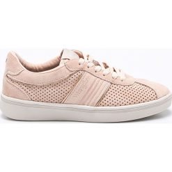 Wrangler - Buty. Pomarańczowe buty sportowe damskie Wrangler, bez wzorów, ze skóry, sportowe. W wyprzedaży za 219,90 zł.