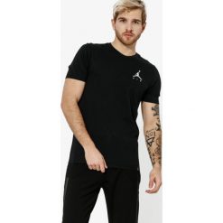 Jordan Koszulka Ss M Jsw Tee Jmpmn Air Embrd Jordan Off Crt B , czarny, rozmiar L. Czarne koszulki męskie Nike, m, z nadrukiem, z bawełny, wizytowe, bez kołnierzyka, bez rękawów. Za 119,99 zł.