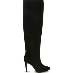 Kozaki LILIA. Czarne kozaki damskie Gino Rossi, ze skóry, eleganckie, na wysokim obcasie, na obcasie, bez zapięcia. Za 399,90 zł.