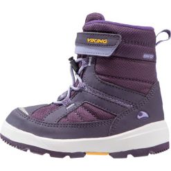 Viking PLAYTIME GTX Śniegowce purple/lavender. Fioletowe buty zimowe damskie marki Viking, z materiału. W wyprzedaży za 246,35 zł.