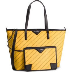 Torebka KARL LAGERFELD - 86KW3062 Yellow. Żółte torebki klasyczne damskie KARL LAGERFELD, bez wzorów, ze skóry ekologicznej, na ramię, bez dodatków. W wyprzedaży za 679,00 zł.