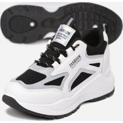 Biało-Czarne Sneakersy Haplospiza. Białe sneakersy damskie Born2be. Za 99,99 zł.