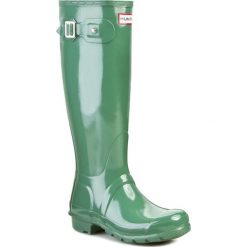 Kalosze HUNTER - Original Gloss W23616 Moss Green. Zielone kalosze damskie Hunter, bez wzorów, z tworzywa sztucznego. W wyprzedaży za 329,00 zł.
